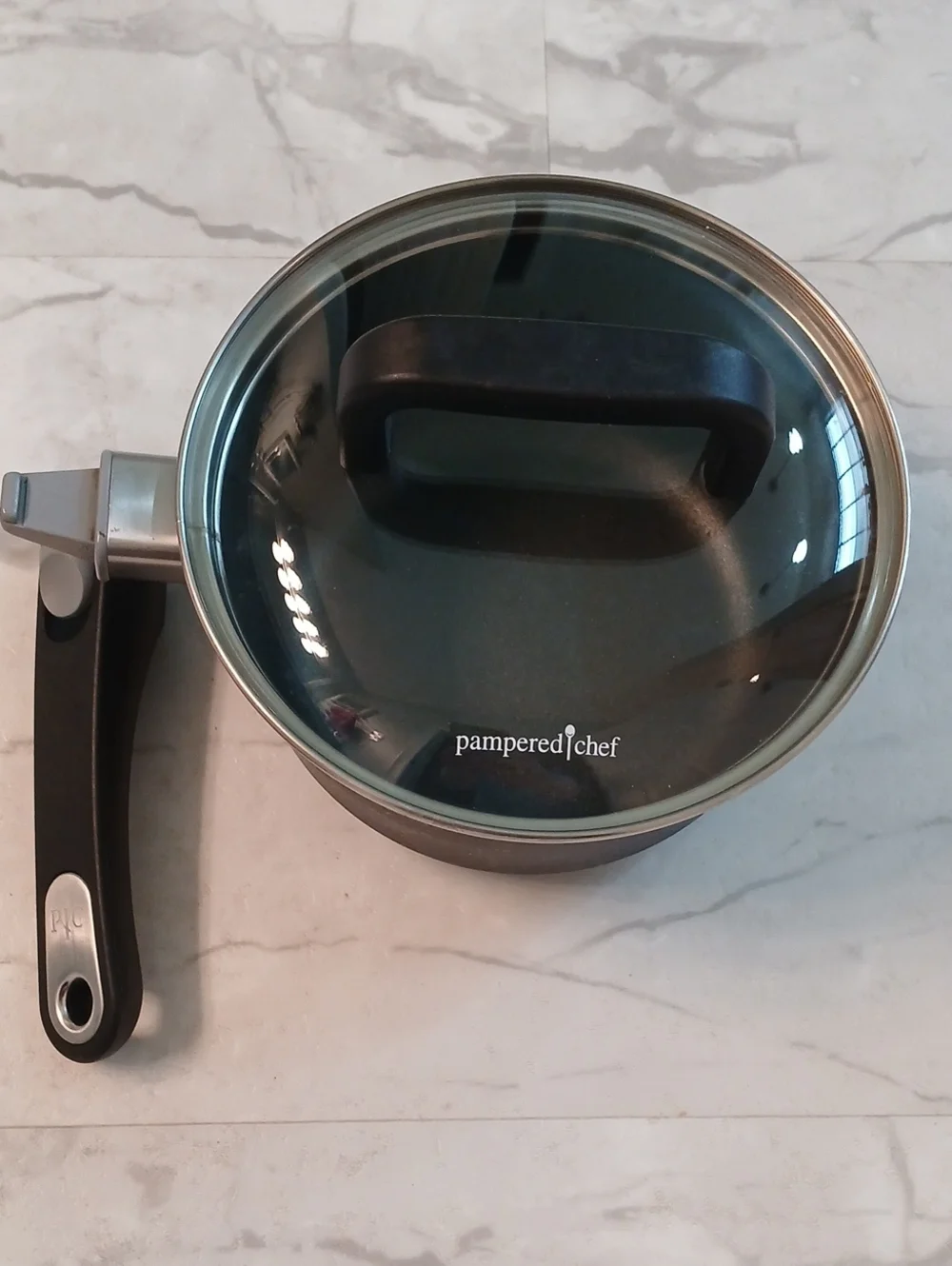 Retired Pampered Chef Signature Non-Stick 2 Qt Saucepan/Detachable Handle